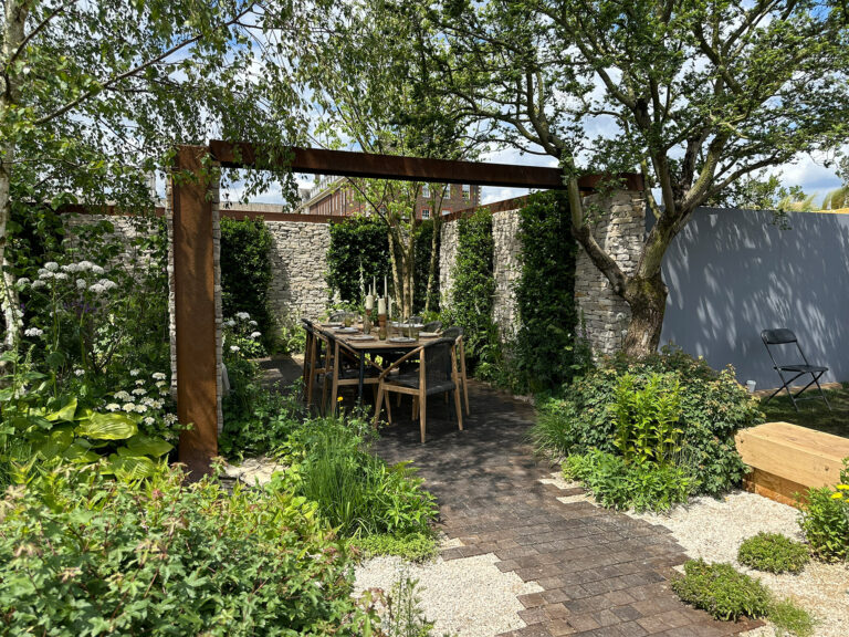 Bethmann Garten- & Landschaftsbau - Steinarbeiten - Terrassen, Mauern und Wege