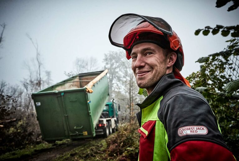 Bethmann Garten- und Landschaftsbau - Forst - Holzrücken